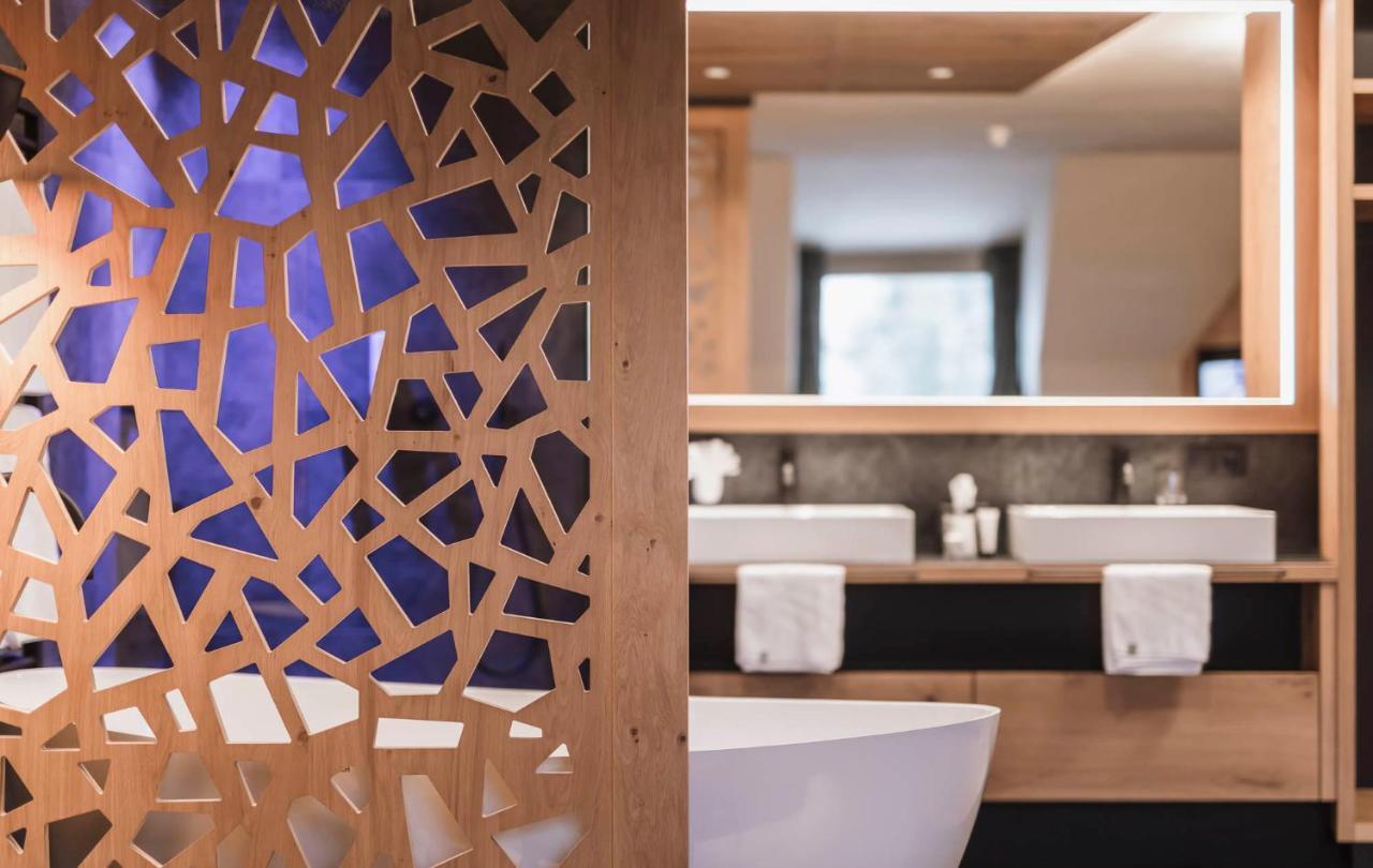 Majestic - Unique Spa Resort Brunico Luaran gambar