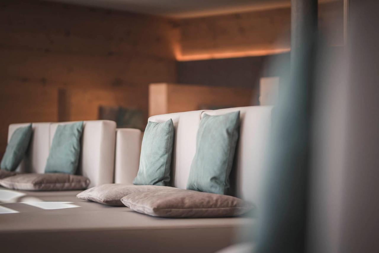 Majestic - Unique Spa Resort Brunico Luaran gambar