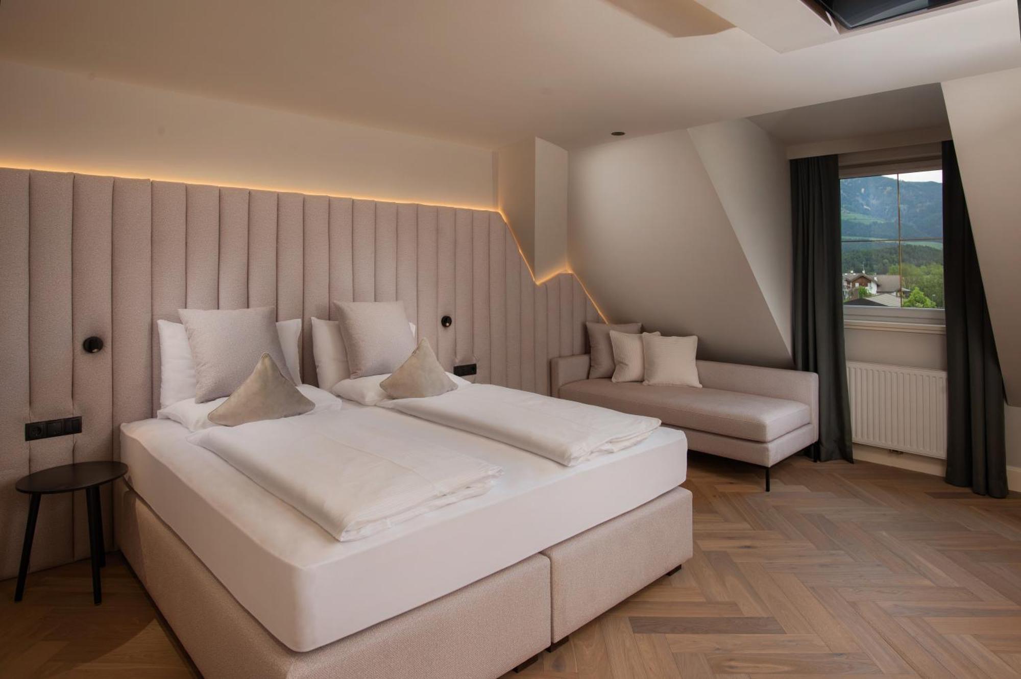Majestic - Unique Spa Resort Brunico Luaran gambar